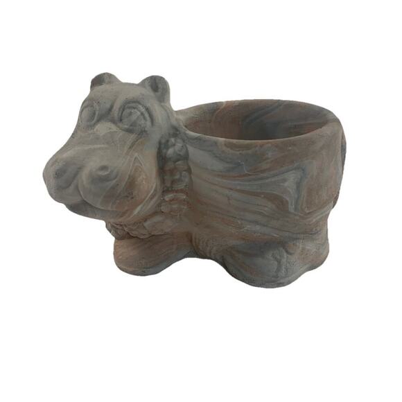 House Hippo Light Terracotta Swirl Sandstone Planter - Picture 1 of 8